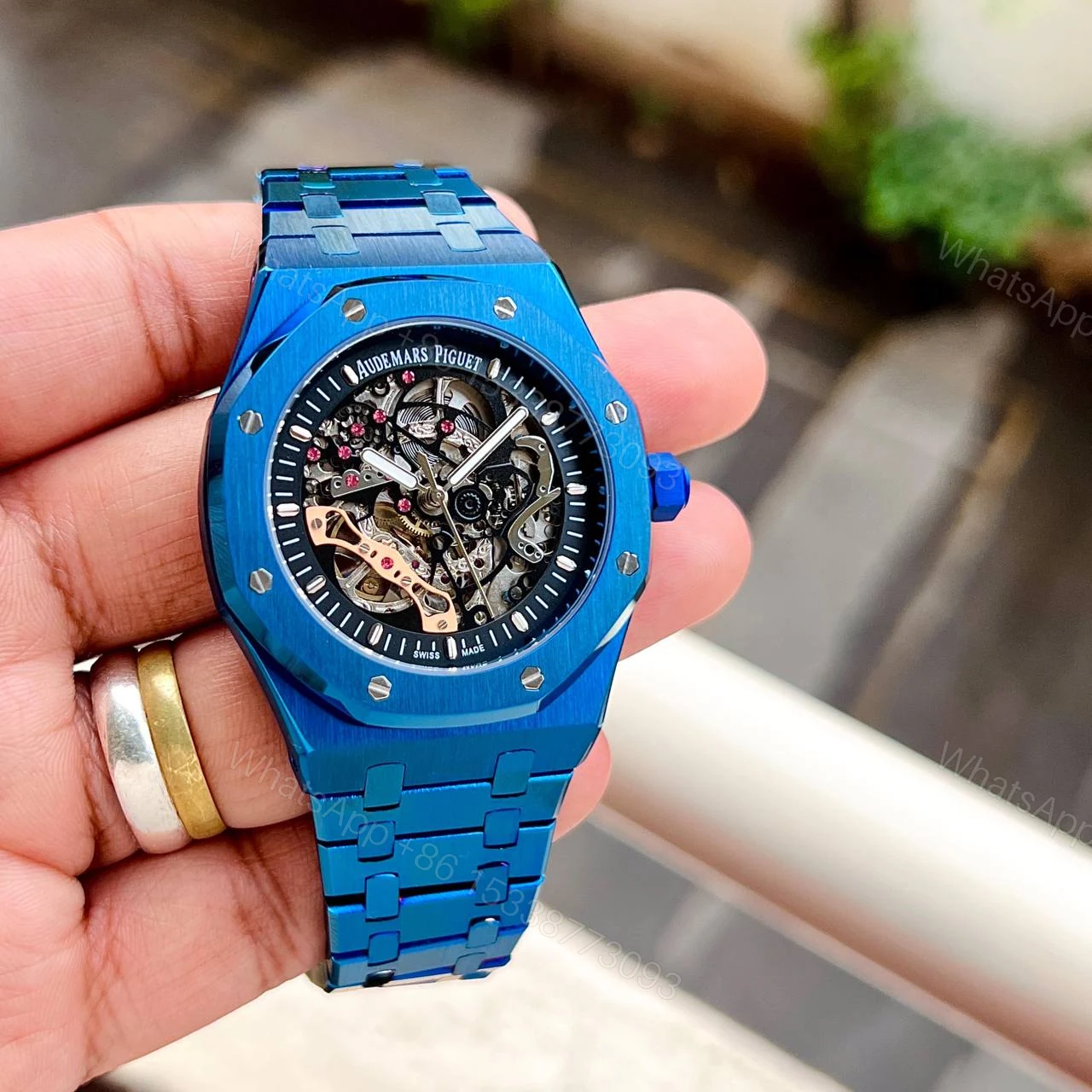 Audemars Piguet Royal Oak Jumbo Rose Gold 43mm Automatic — view 1