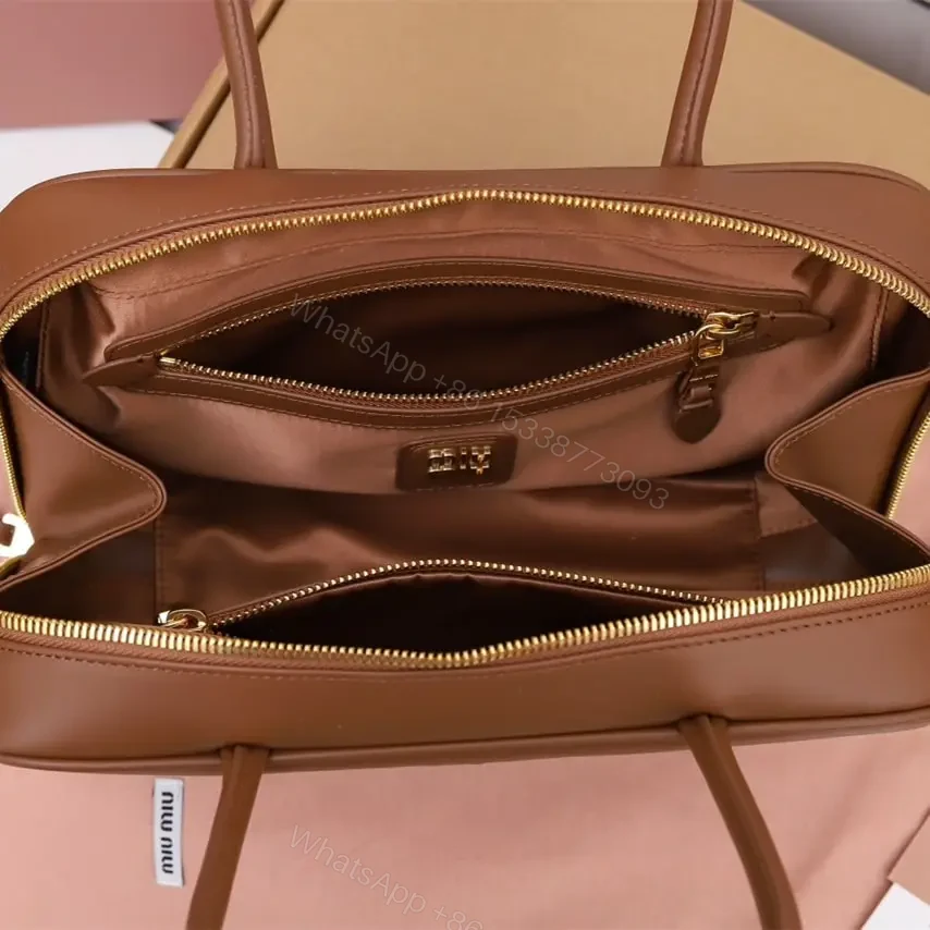 View 8 of 高仿miumiu*5BB172壓紋LOGO手提包小牛皮棕色免檢版