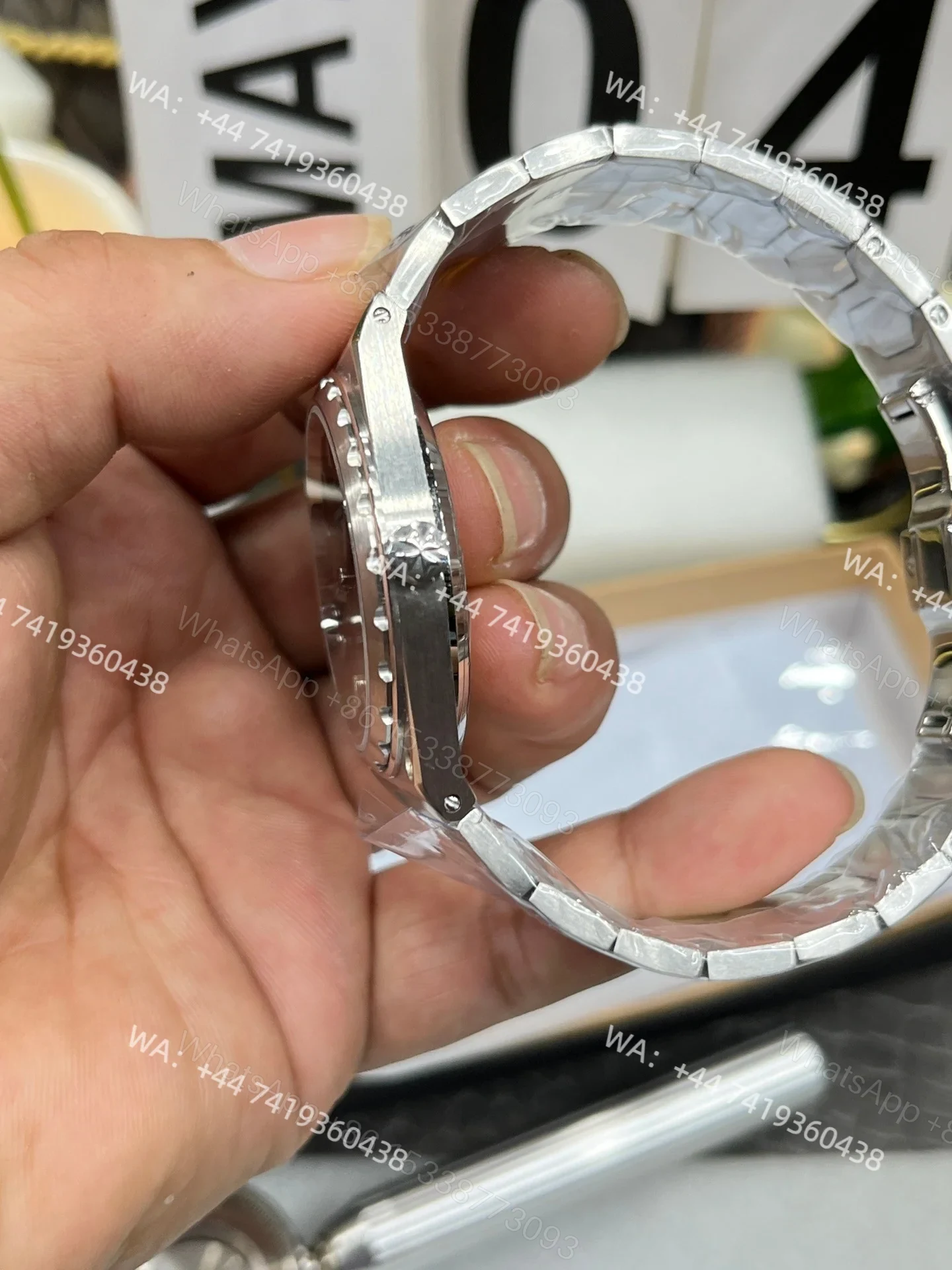 View 7 of Super Clone Vacheron Constantin Historiques 222 4200H/222G-B956 – 37mm Black Dial Steel Watch