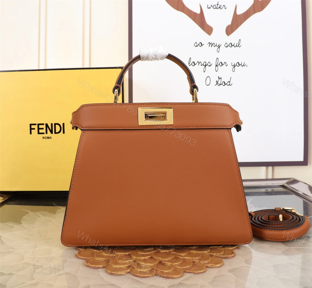 FENDI 復刻 女款 Peekaboo 手提包 焦糖棕 經典鎖扣 通勤百搭款 — view 1
