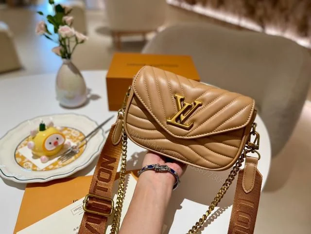 FIRST COPY LOUIS VUITTON BROWN PREMIUM GIFT SET BAG — view 1
