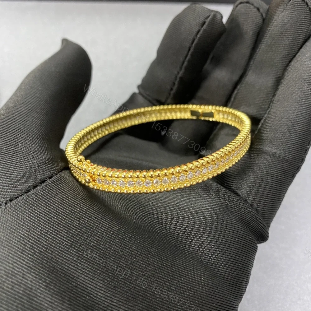 View 9 of 高仿首飾VanCleef&Arpels*RP27A00單排鑲鑽黃金手鐲