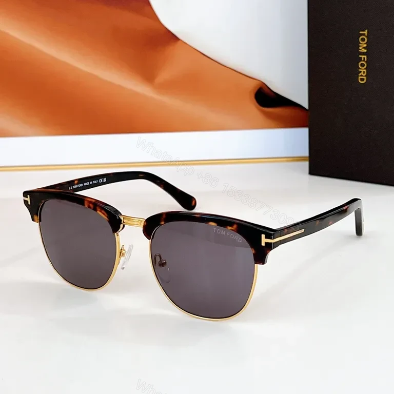 Tortoiseshell Acetate Sunglasses with Gold Bridge – Designer Style — view 1