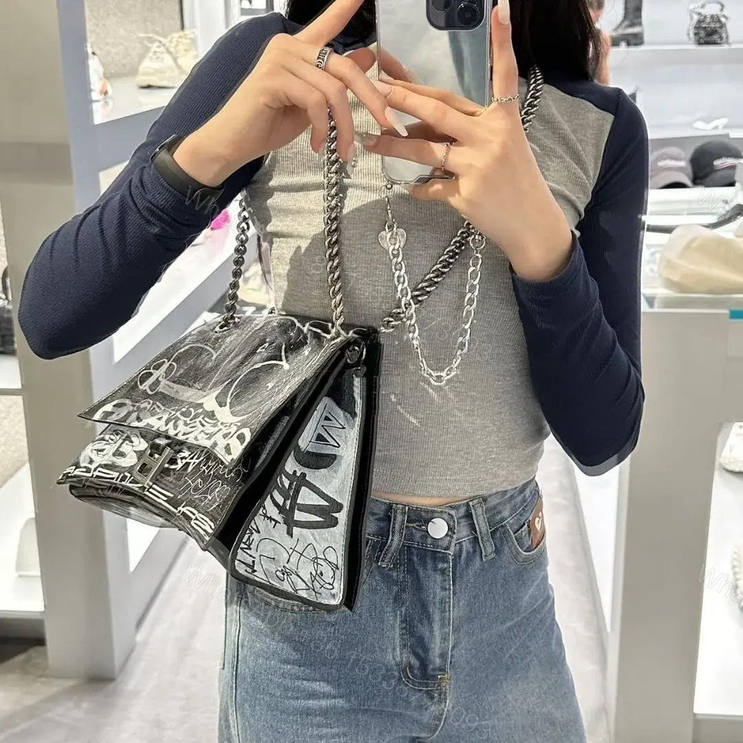 View 14 of 高仿BalenciagaCrush沙漏包黑色塗鴉S