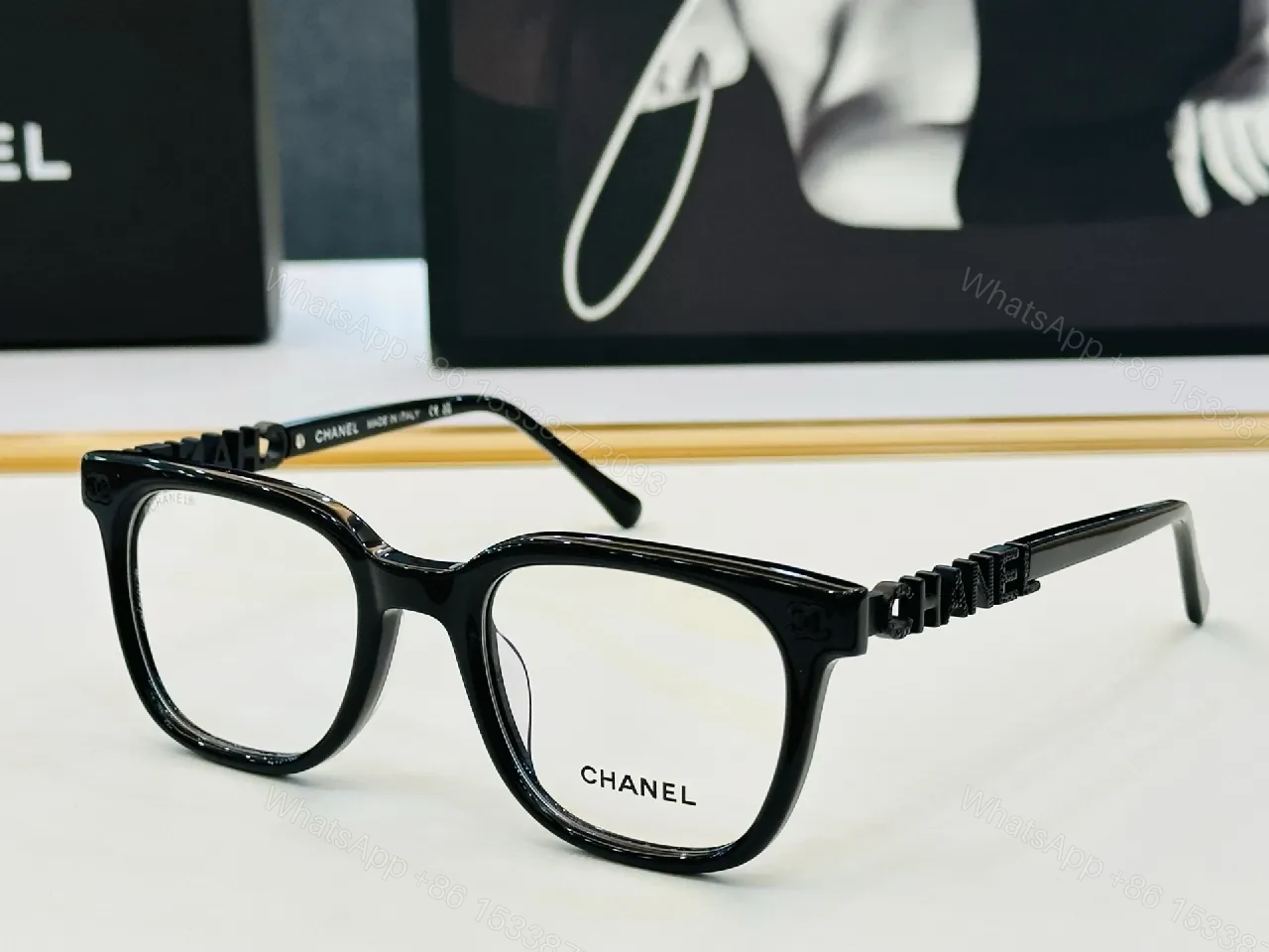 Chic Black Acetate Frames: Bold, All-Day Clarity Eyewear — view 1