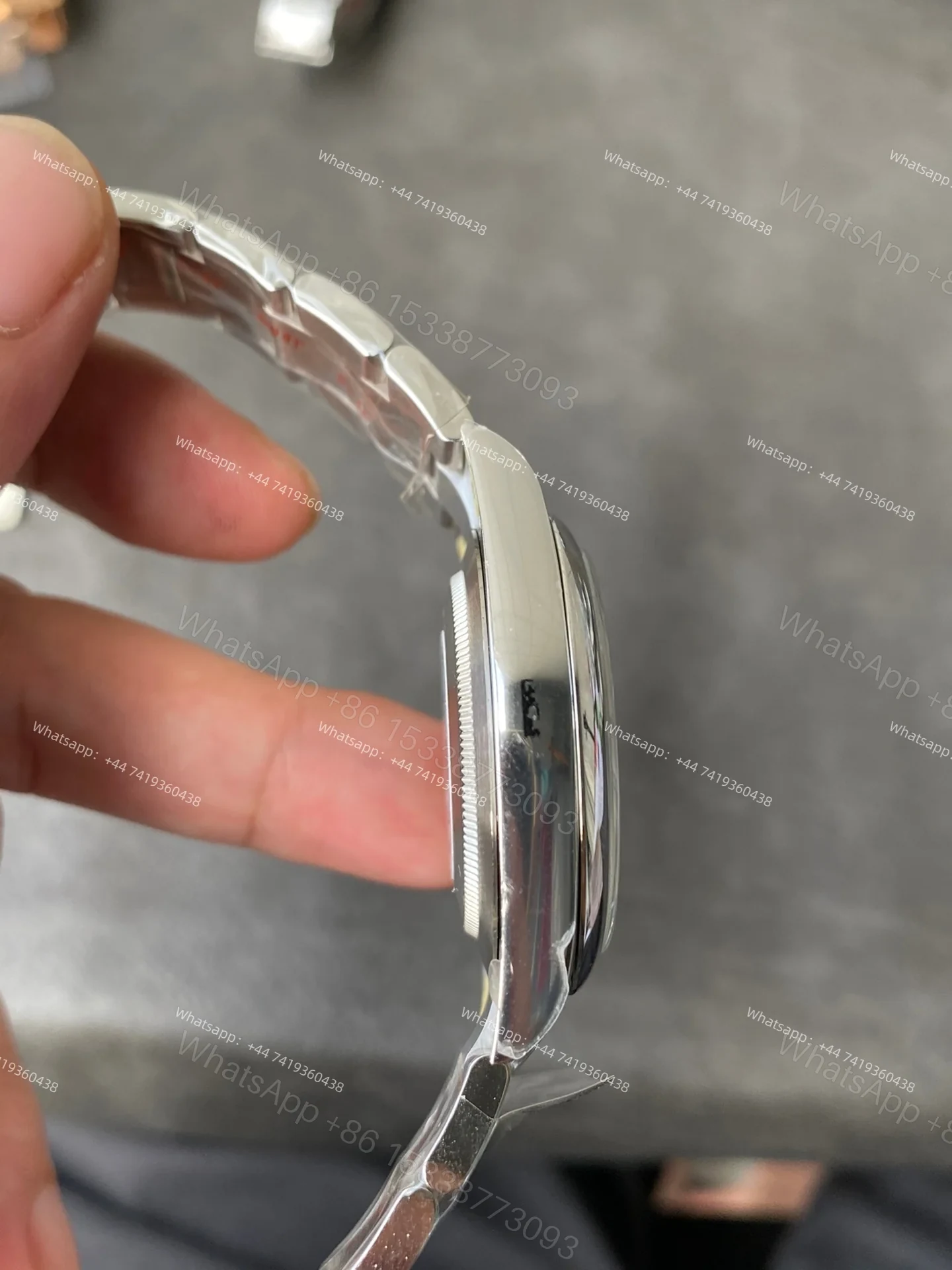 View 6 of Rolex Super Clone Oyster Perpetual M124300-0001 Silver Dial 41MM 3230 Movement
