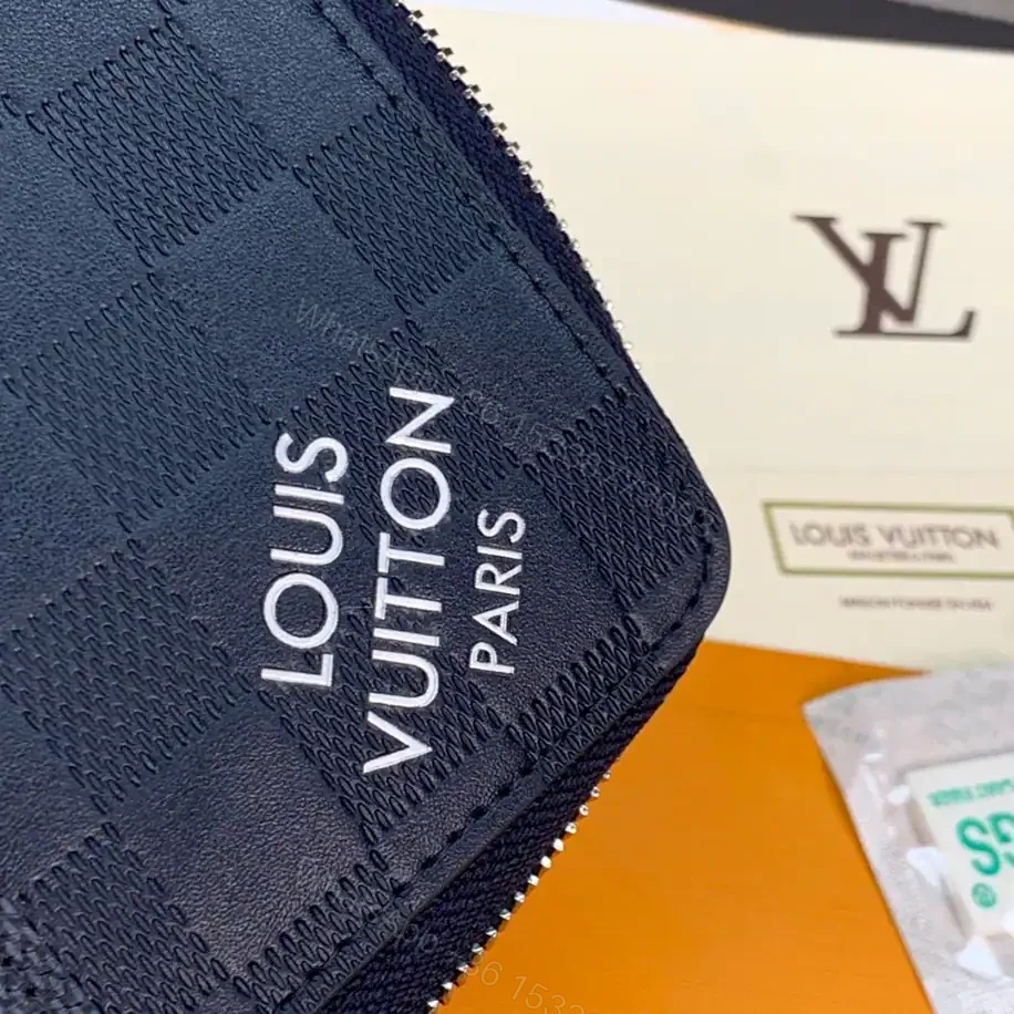 View 9 of LV ZIPPY VERTICAL WALLET DAMIER INFINI LEATHER – LBV402