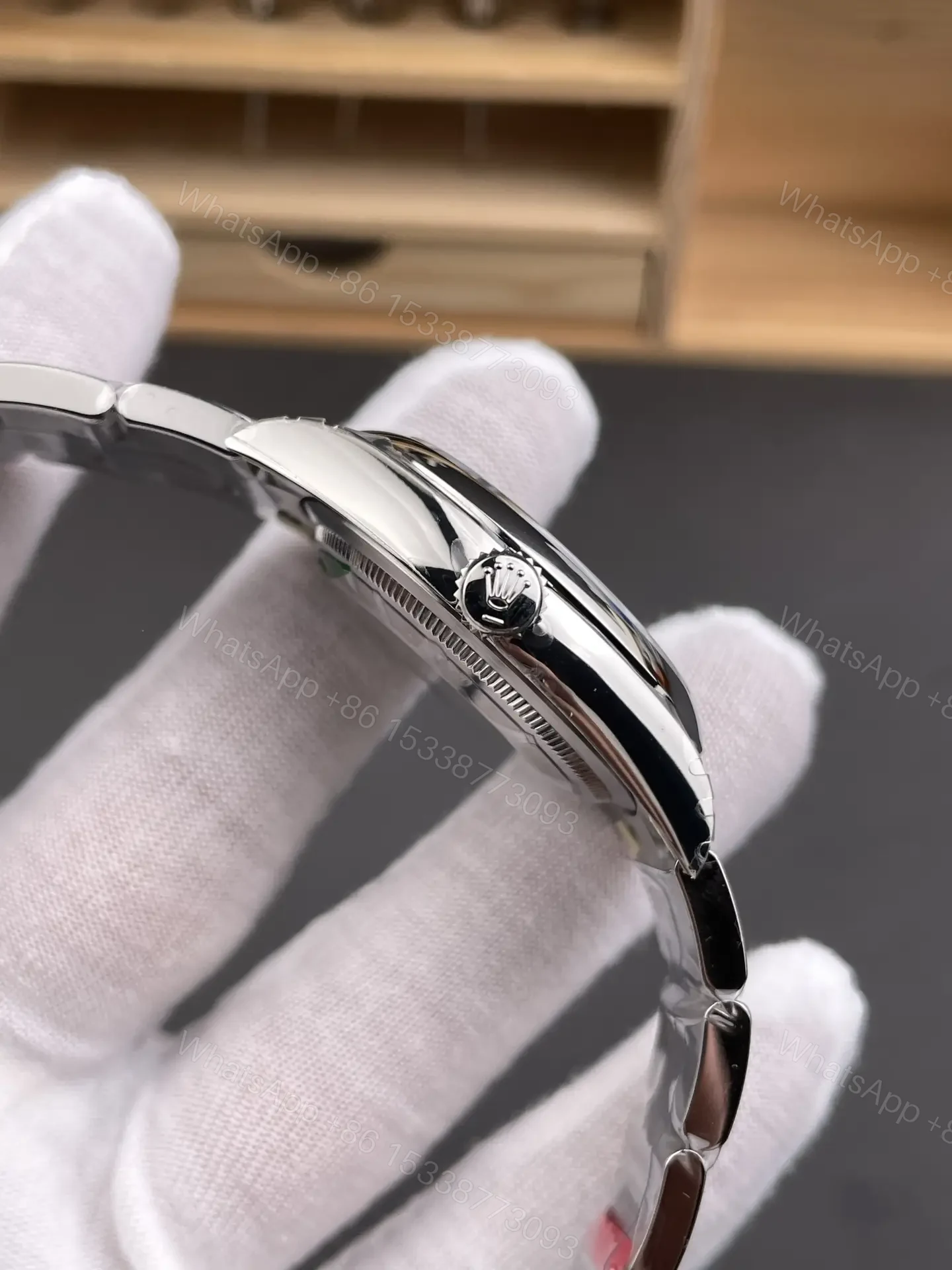 View 4 of Rolex Oyster Perpetual 36 Stainless Steel Pistachio 126000-0011