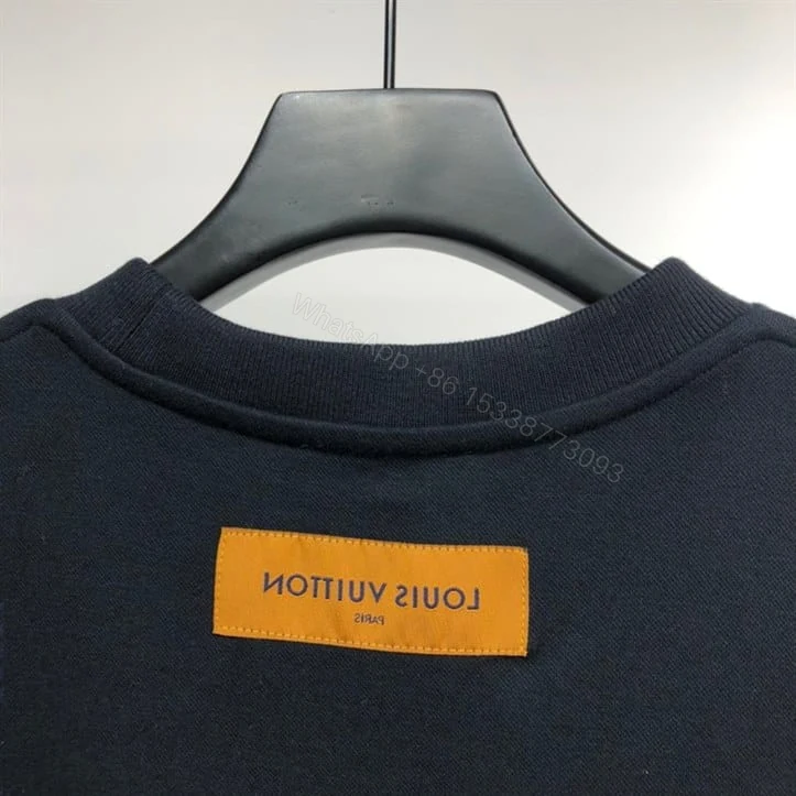 View 7 of LOUIS VUITTON T-SHIRT – LV22