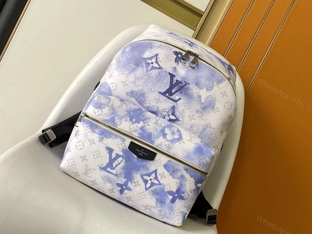 LV 一比一 雲染藍色 Monogram Discovery 後背包 潮流休閒雙肩包 — view 1