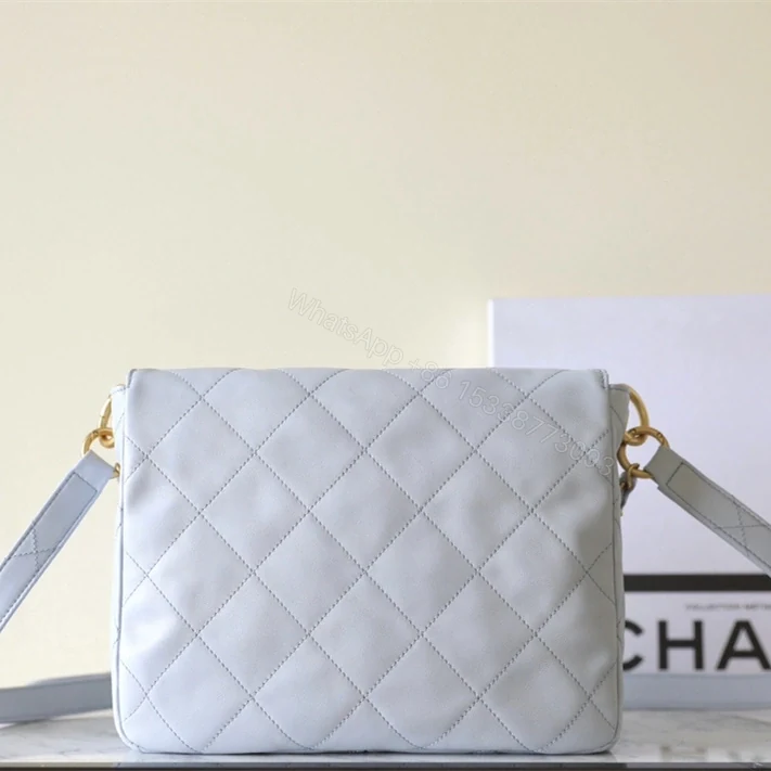 View 2 of 高仿Chanel*24P系列AS4743夾層郵差包灰色小號免檢版