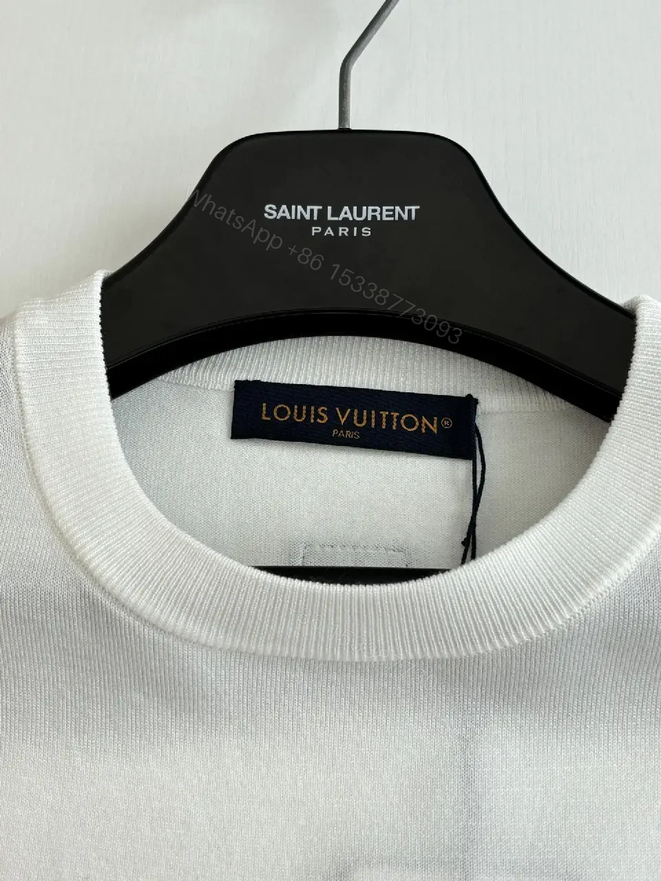 View 7 of White Linen-Blend? Crew-Neck Tee Bold LV-Geometric Chest Band T-Shirt