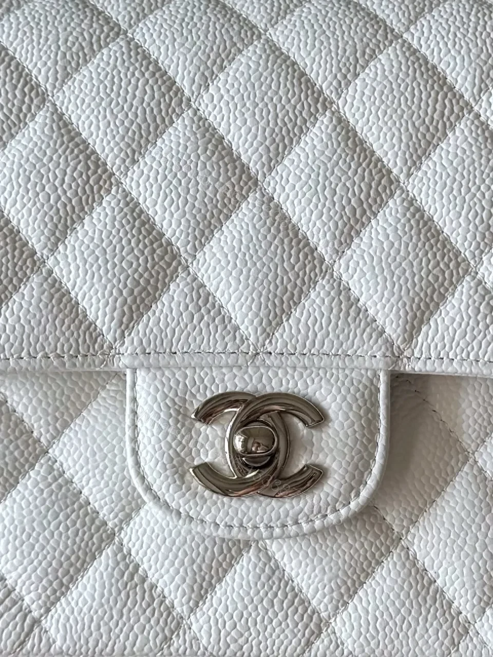 View 3 of Quilted Silver-Chain Shoulder Bag: Luxe, Compact, Everyday