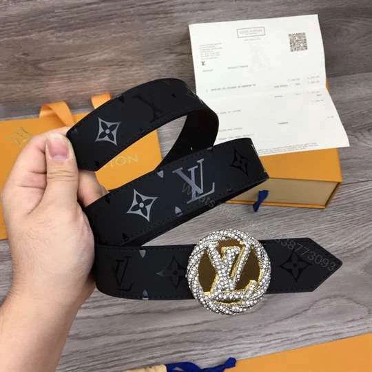 View 8 of LOUIS VUITTON LV CIRCLE PLATE 35MM REVERSIBLE BELT – B155