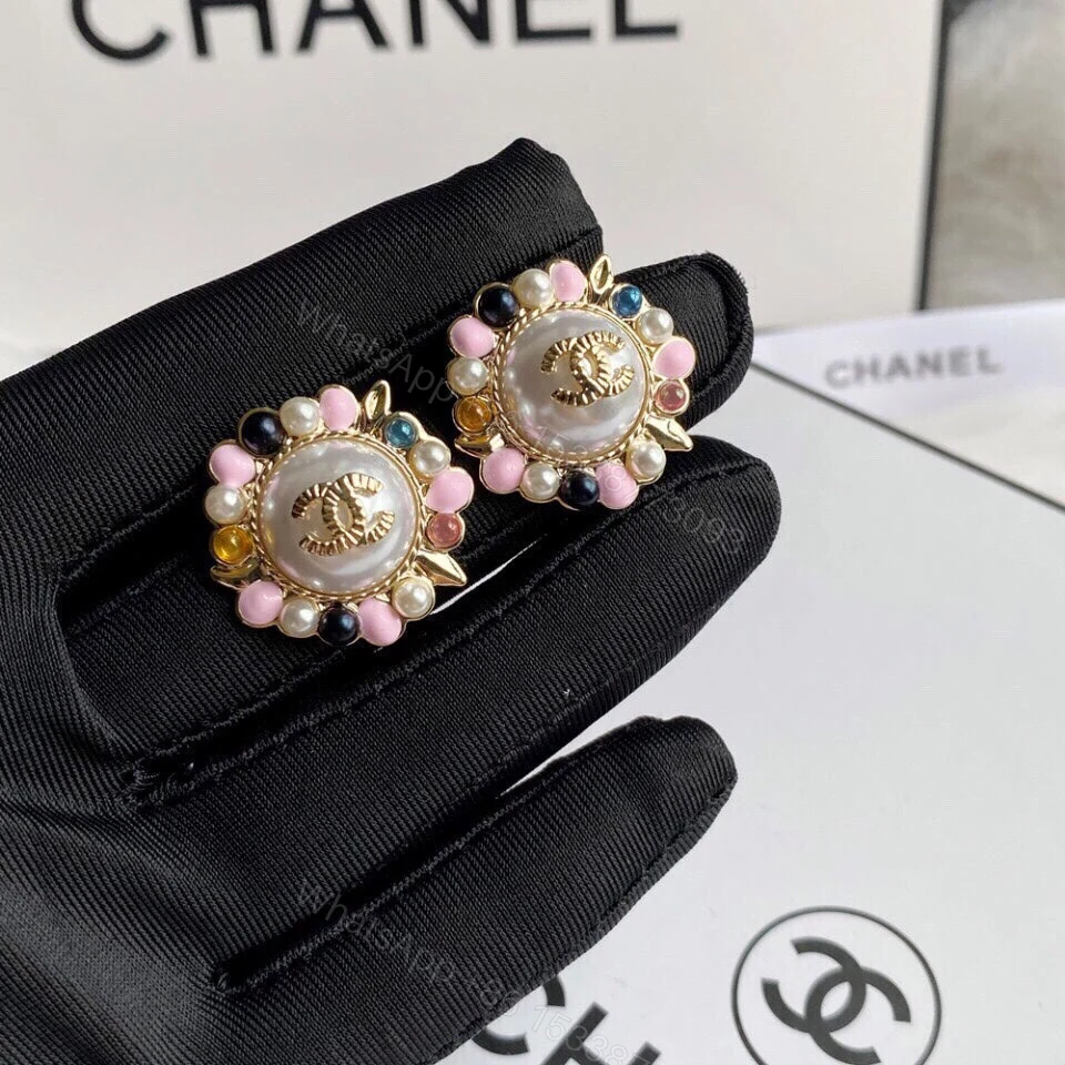 View 4 of EN – Lux Earring Chanel 029