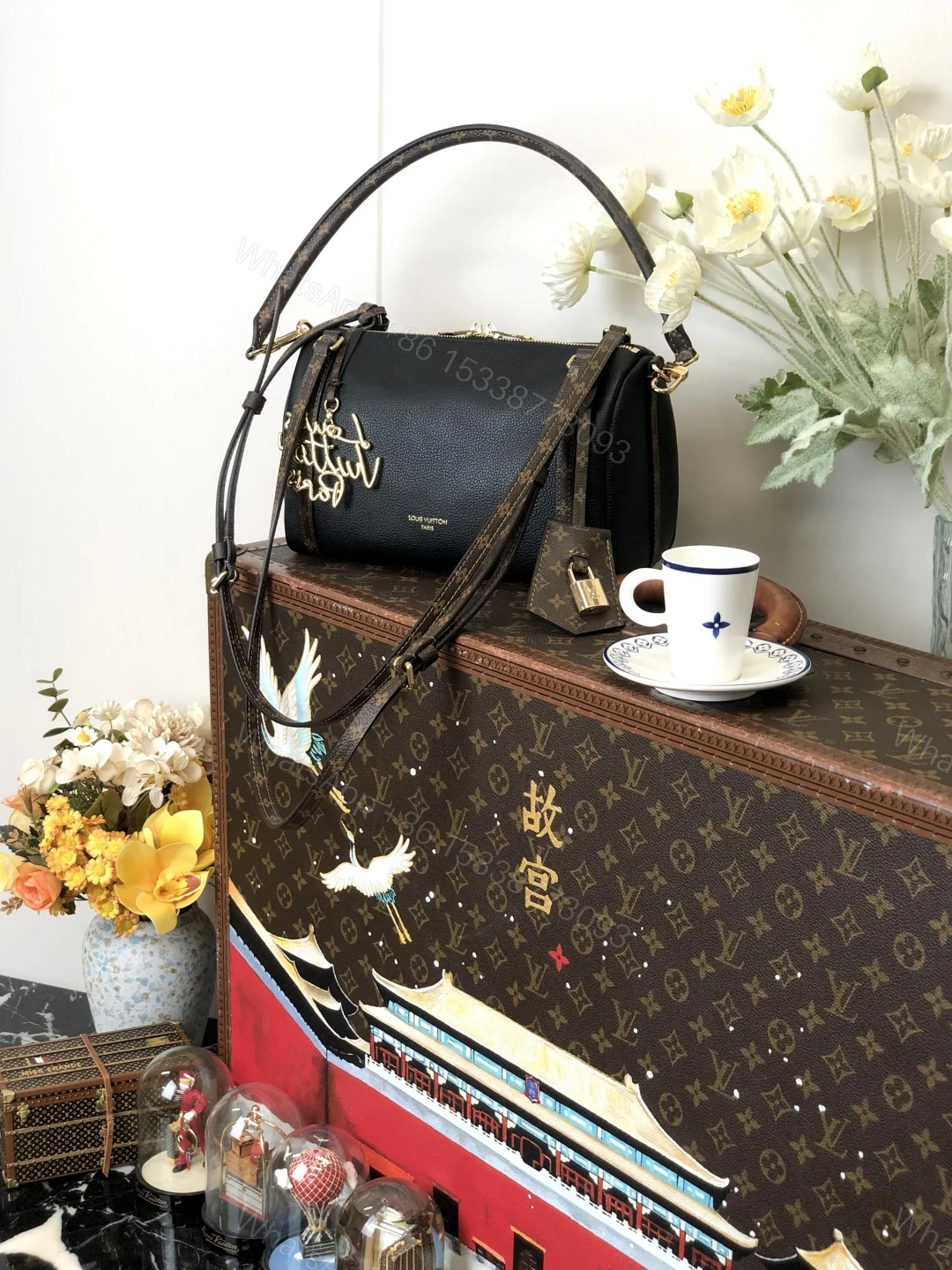 LV 一比一 黑色拼接相機包 Monogram肩帶 百搭款 — view 1
