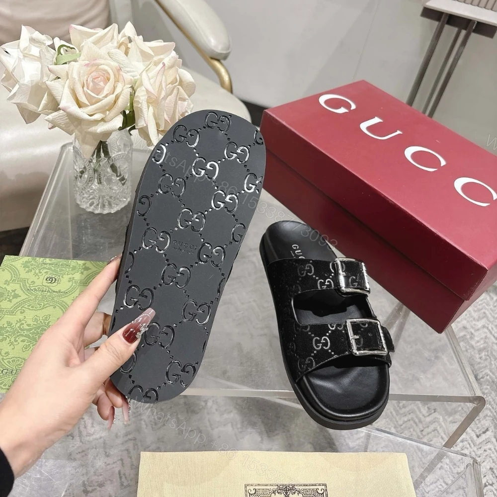 View 4 of GUCCI WOMEN’S SLIDE SANDAL BLACK ‎816380 AADUO 1000