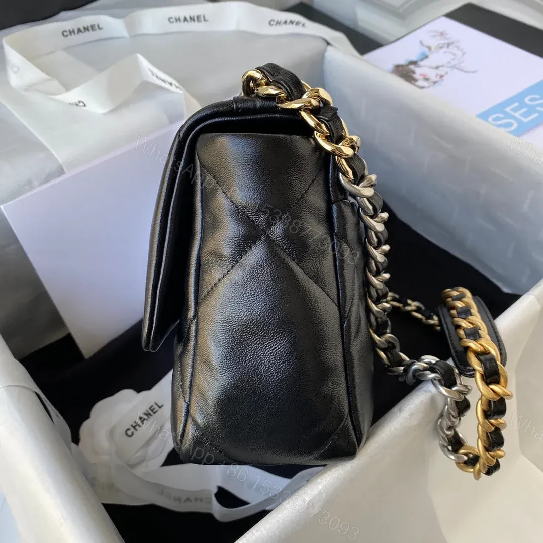 View 4 of CHANEL CC MEDIUM 26 FLAP BAG IN BLACK LAMBSKIN
