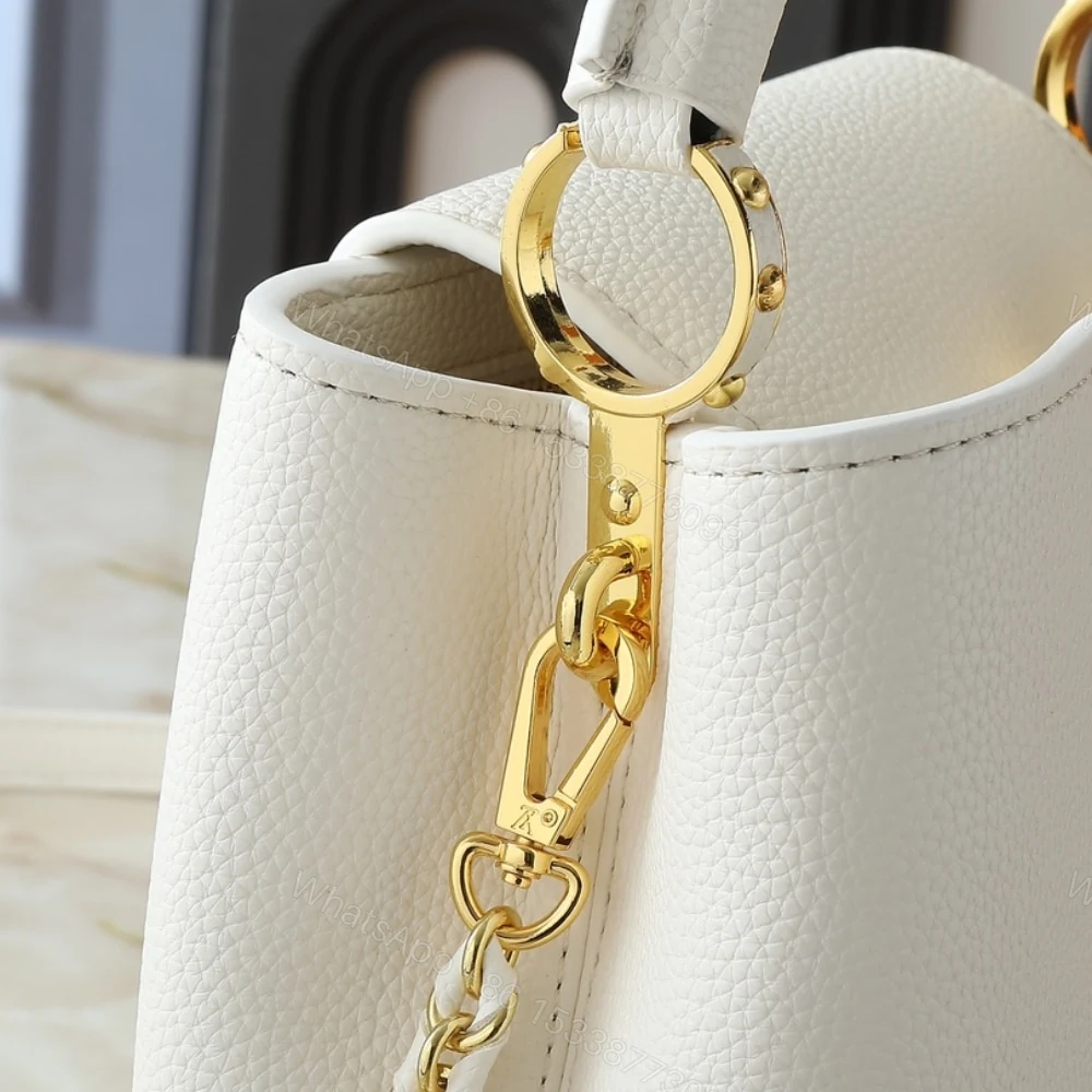 View 7 of Louis Vuitton Capucines BB Snow White 27Cm M55832