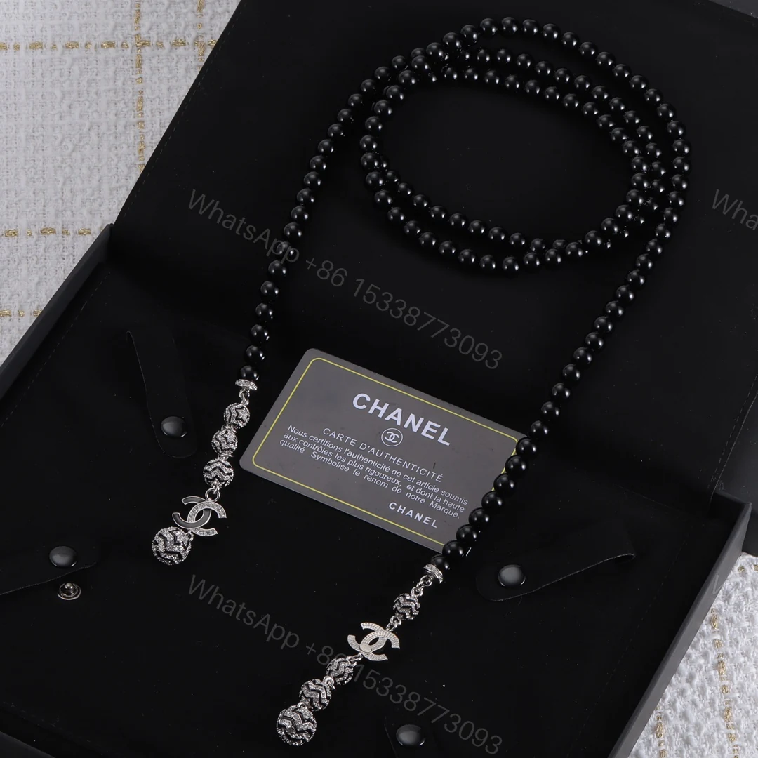 EN – Lux Chanel Necklaces 007 — view 1