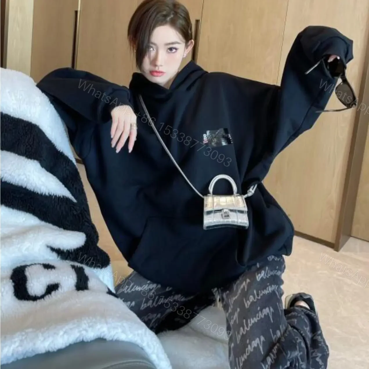 View 18 of 高仿Balenciaga*Nano系列迷你沙漏包銀色