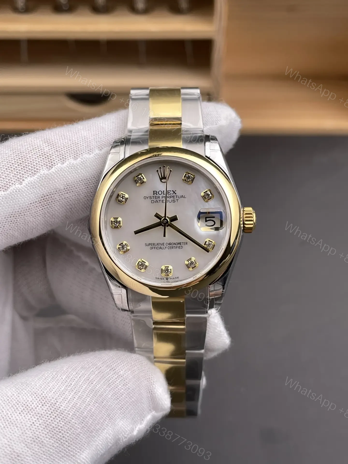Rolex Datejust 31 Stainless Steel Yellow Gold Domed MOP Oyster 278243-0027 — view 1