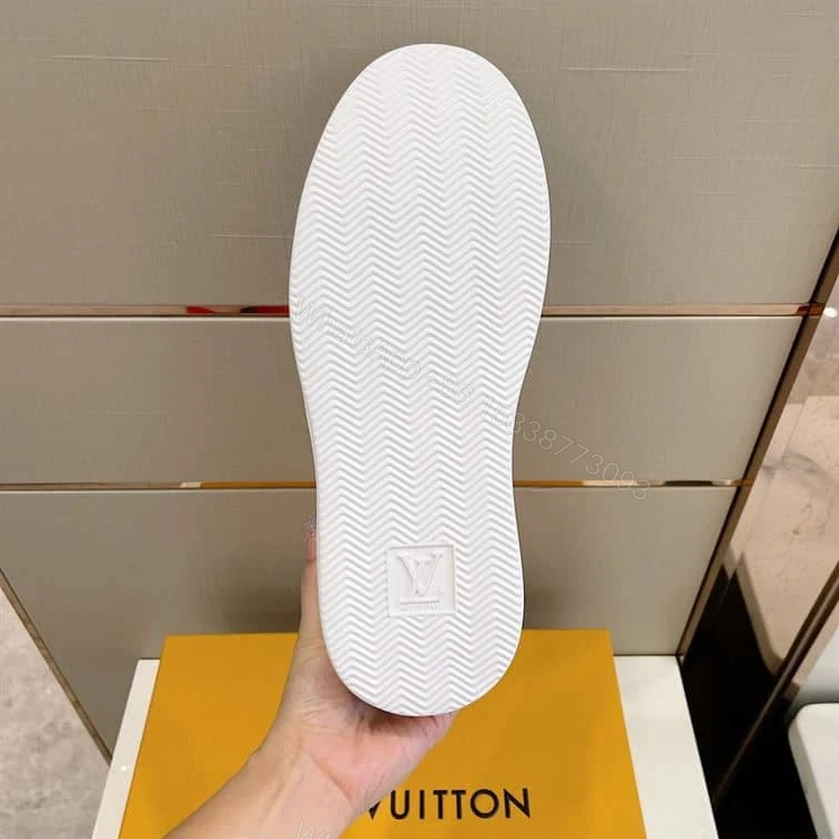 View 7 of LOUIS VUITTON BEVERLY HILLS SLIP ON – LSVT283