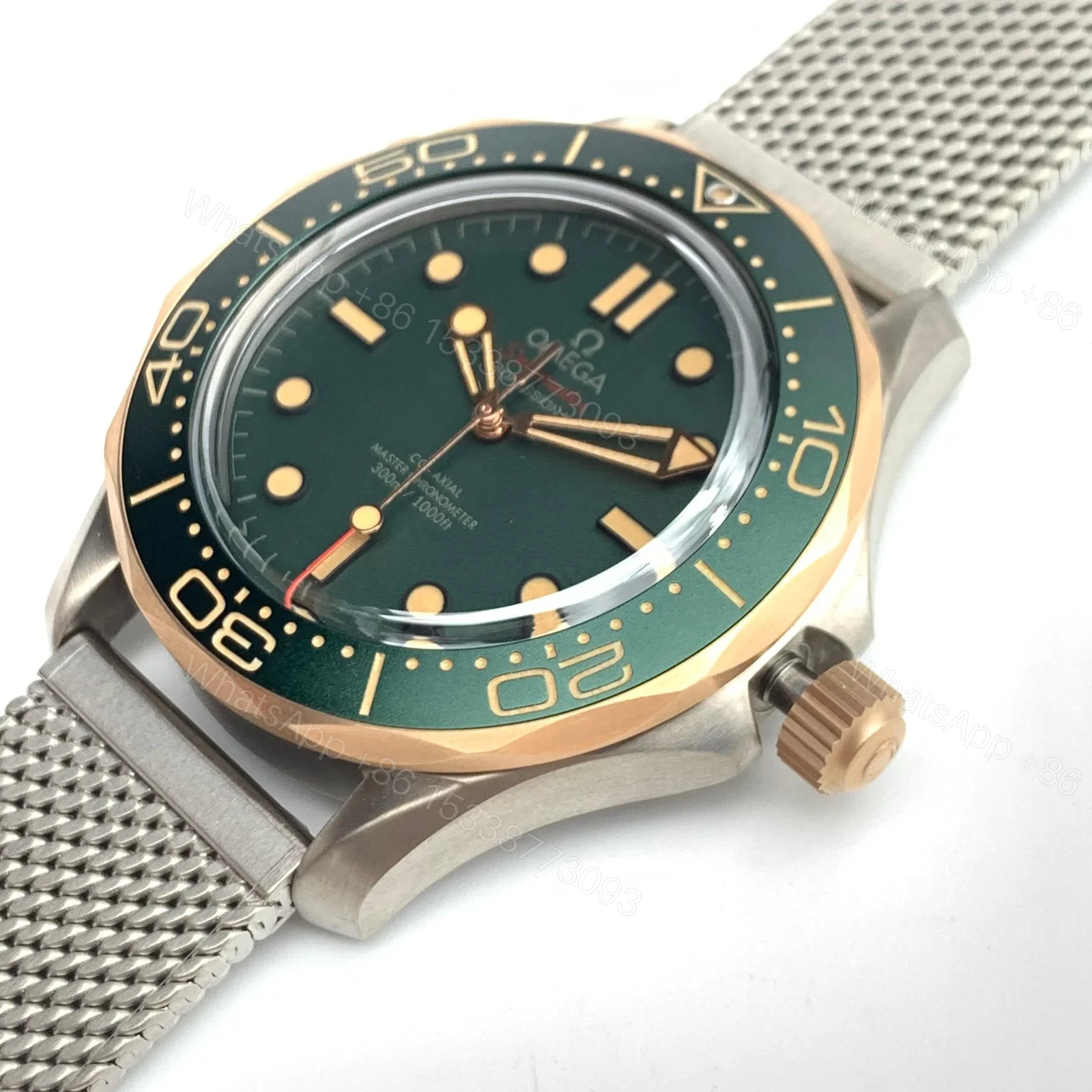 View 6 of Omega Seamaster Diver 300M 007 Edition No Date 42mm Green Dial Mesh Bracelet Automatic Watch OMG-SM300-007-NODATE-42MM-MESH