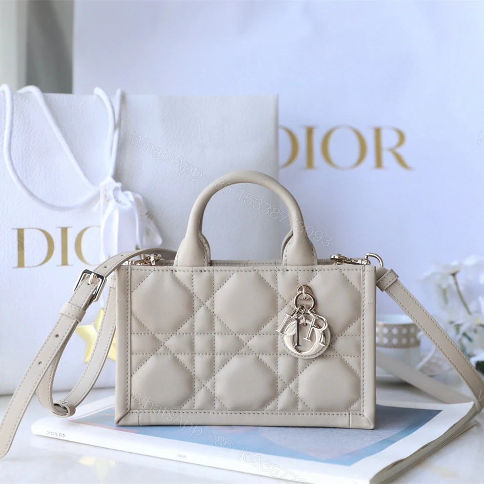 高仿Dior*BookTote系列S5573O牛皮革淺卡其單肩包免檢版 — view 1