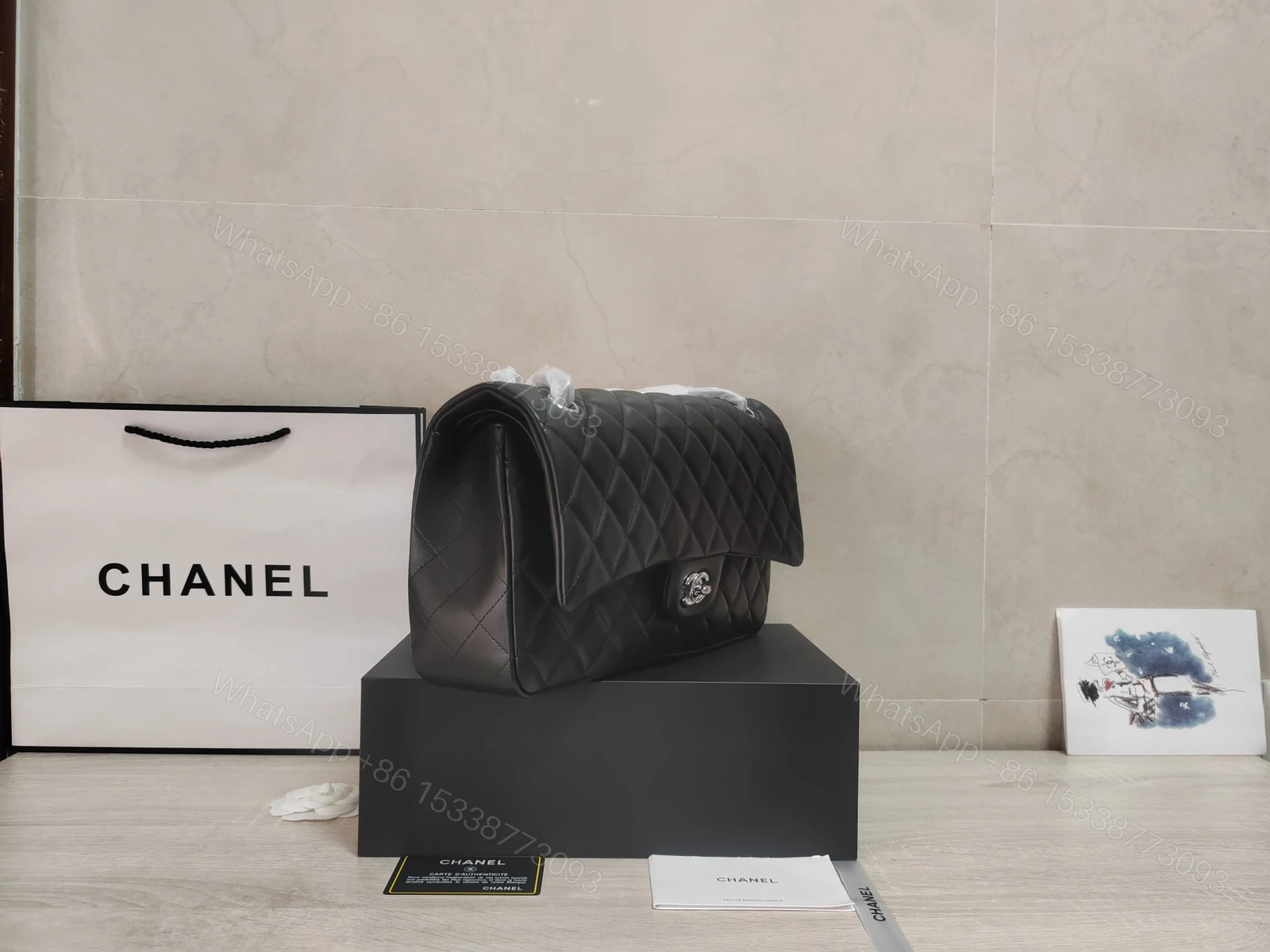 CHANEL 一比一黑色牛皮銀扣鏈條包 都會優雅實用款 — view 1