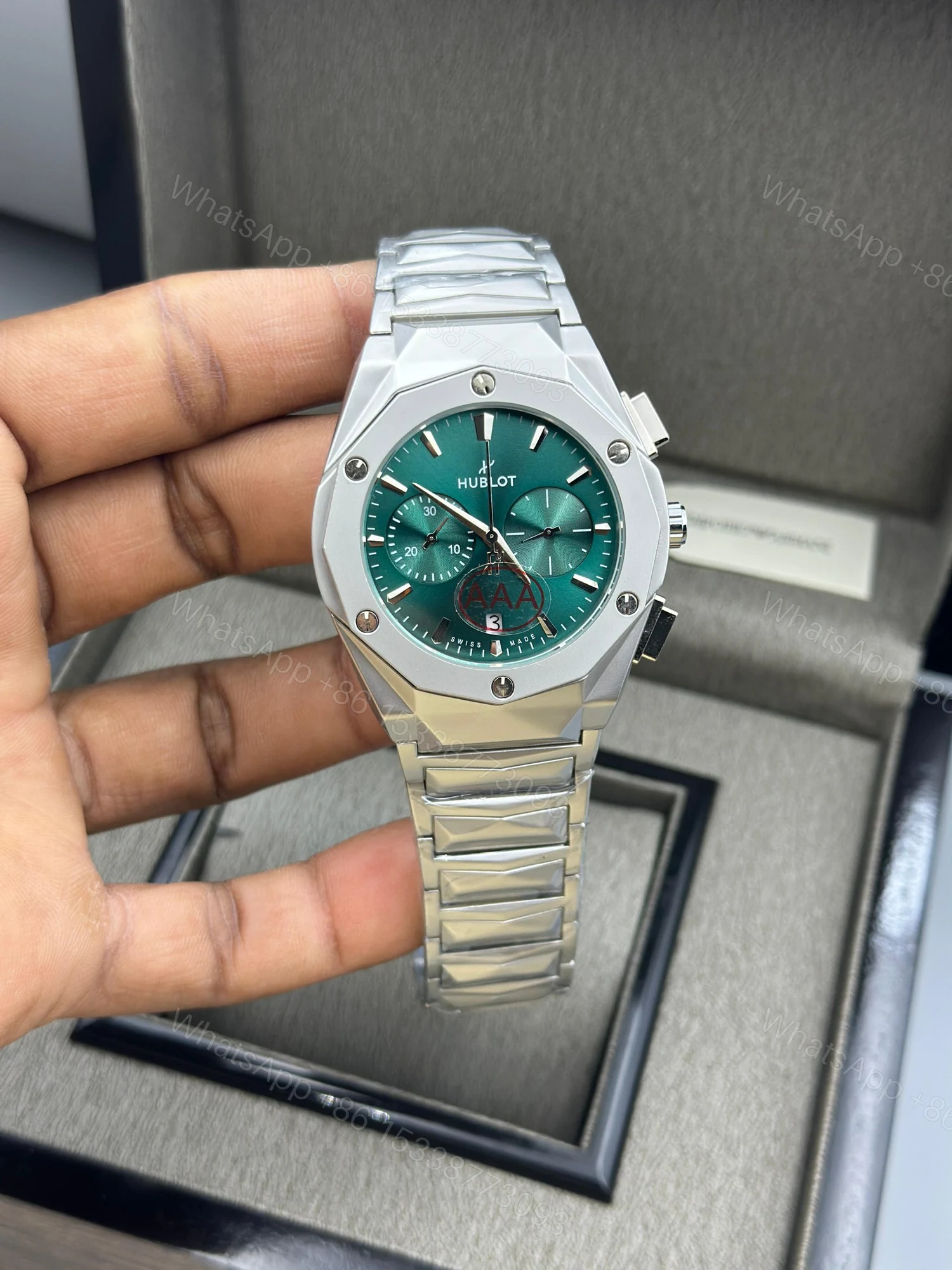 View 5 of FIRST COPY Hublot men’s watch all crono working
