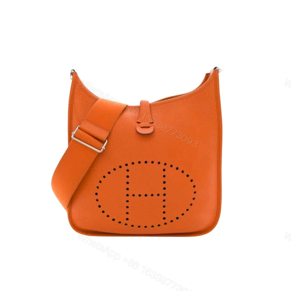 Hermes Clemence Evelyne Pm Orange Feu 25cm — view 1