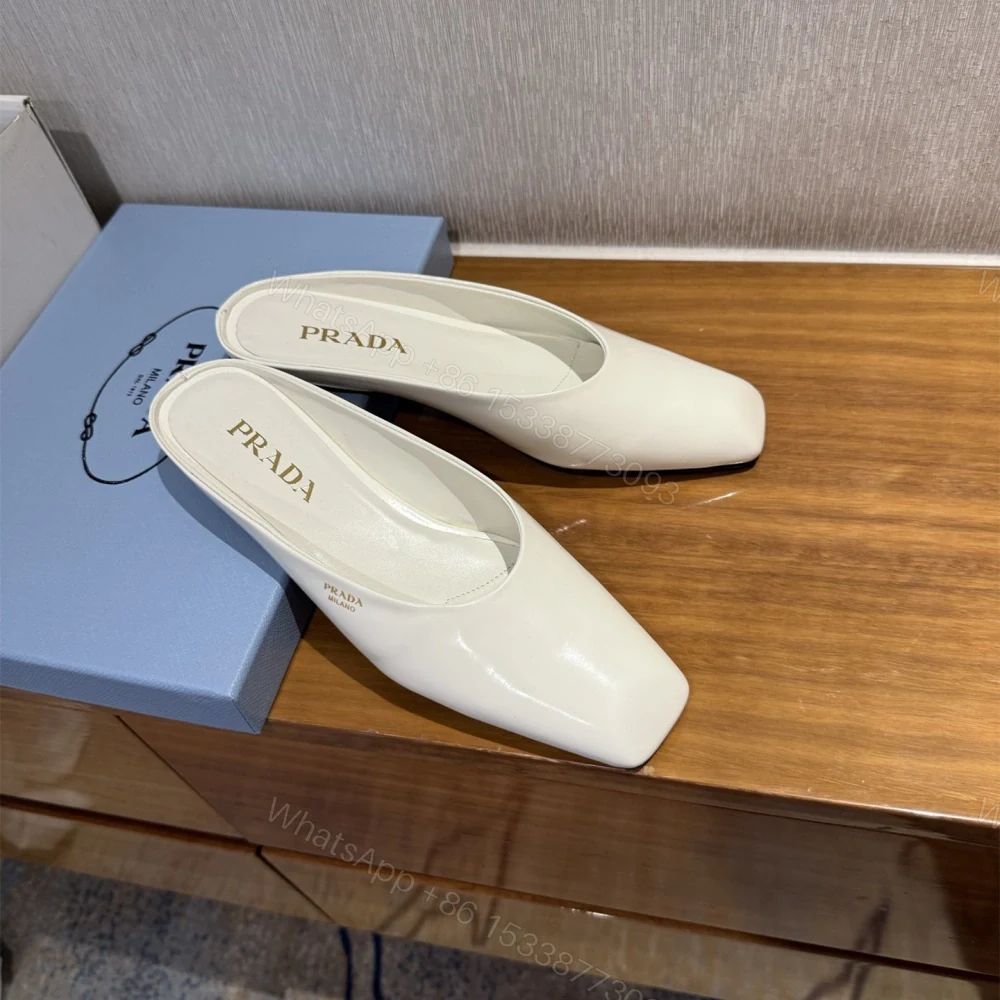 View 2 of 高仿Prada*1S825M方頭皮質休閒拖鞋白色免檢版
