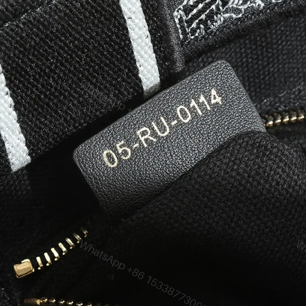 View 10 of Bold Textile City Tote: Modern Graphic Carryall (1)