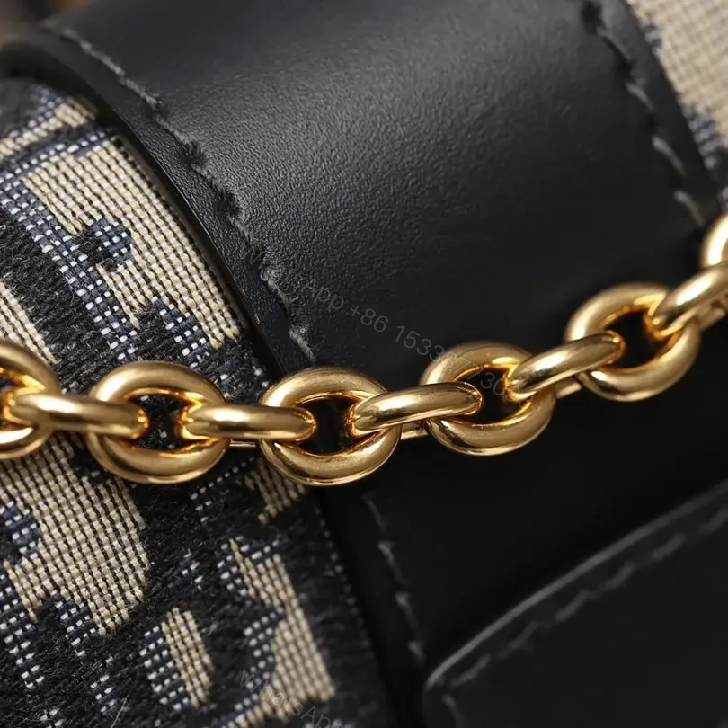 View 13 of 高仿Dior*30Montaigne系列EastWest手袋免檢版