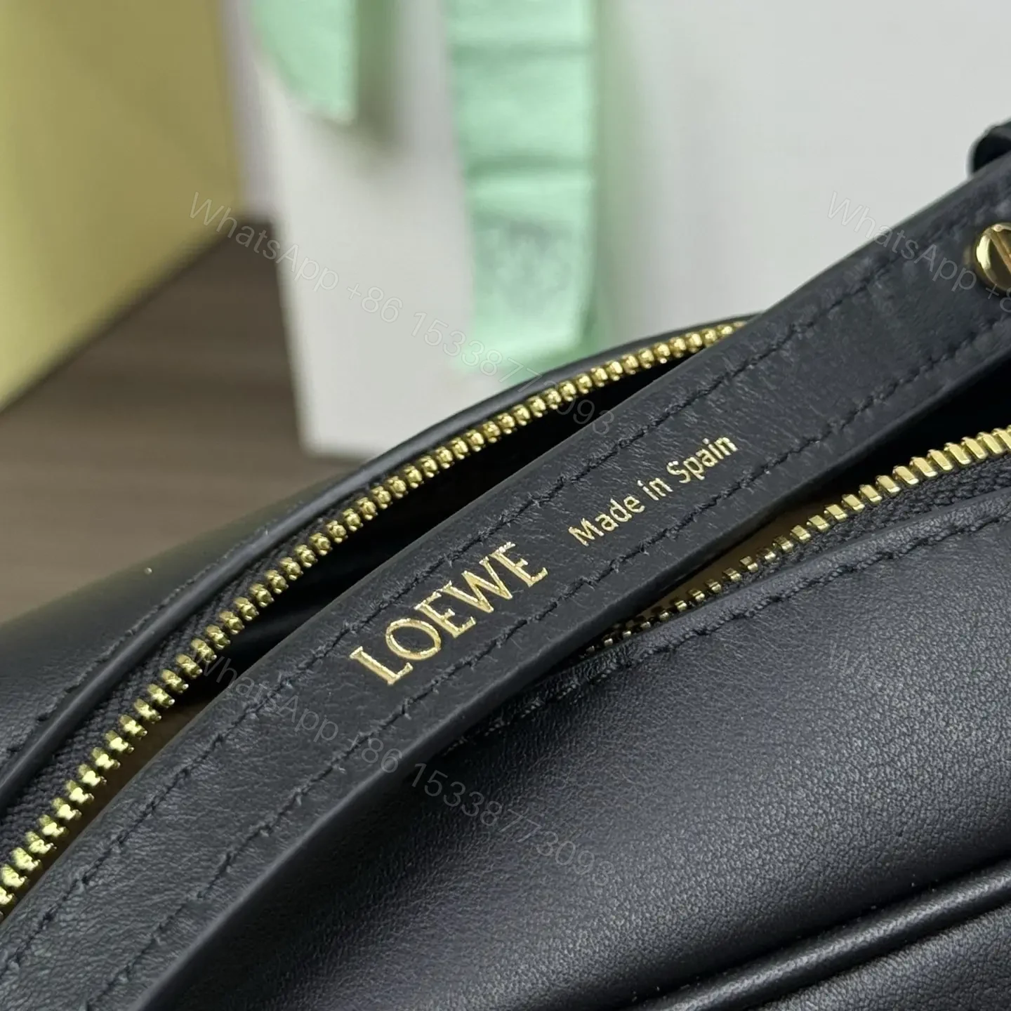 View 14 of 高仿Loewe*Amazona系列1101橫版手提包勃艮第酒免檢版
