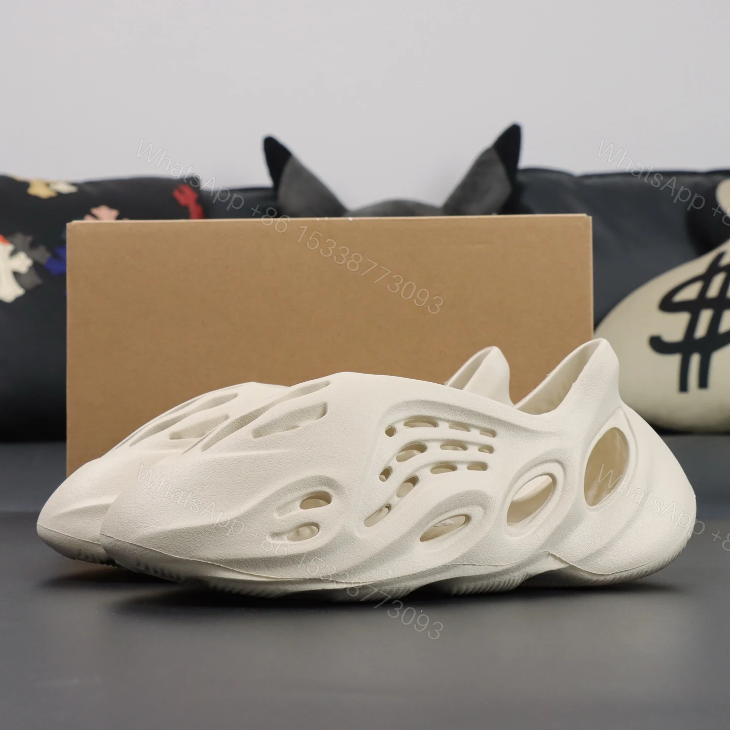 Yeezy Foam Runner Ararat Reps — view 1