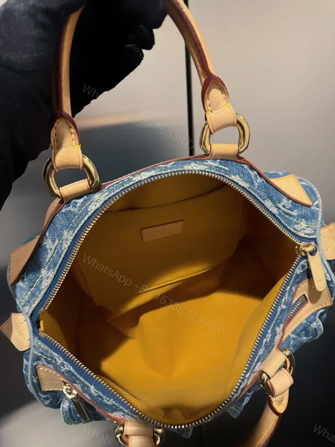 Louis Vuitton Neo Speedy handbag — view 2
