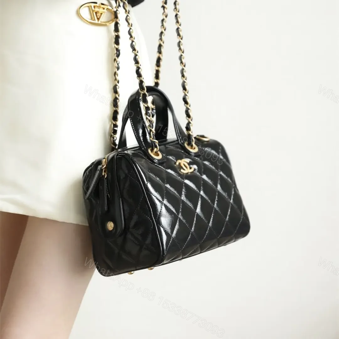 View 26 of 高仿Chanel*25A系列AS5578保齡球手提包黑色小號免檢版