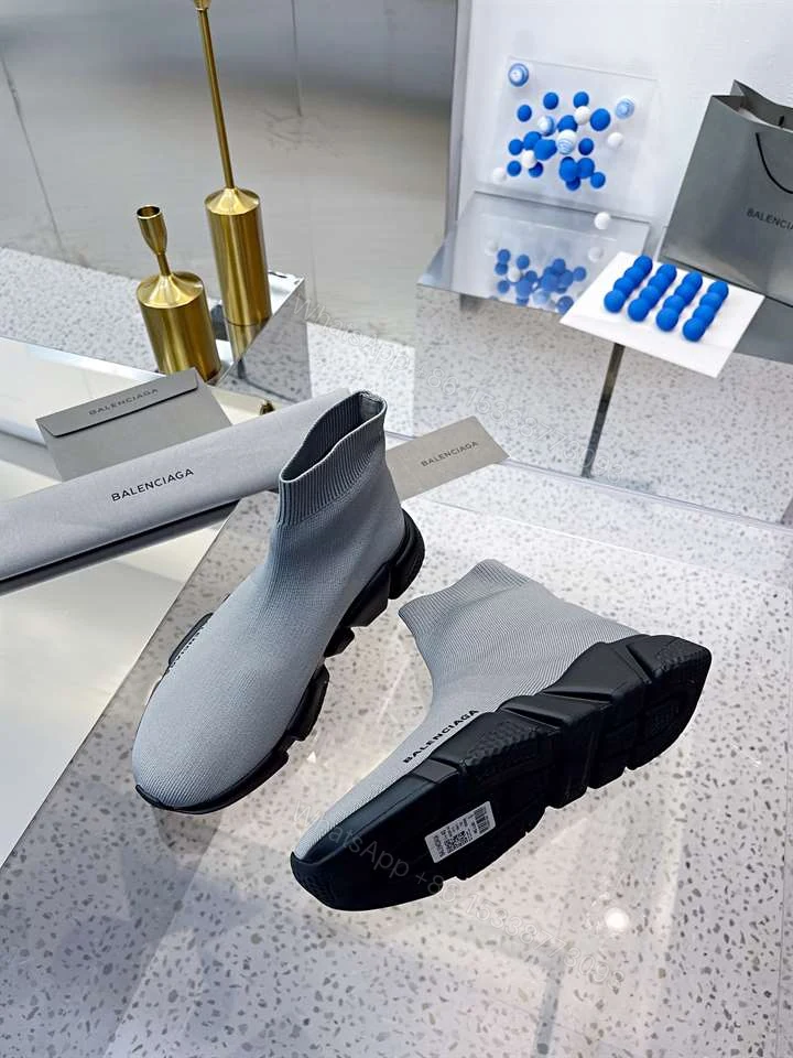 View 4 of BALENCIAGA MEN’S SPEED 2.0 SNEAKER – BB139