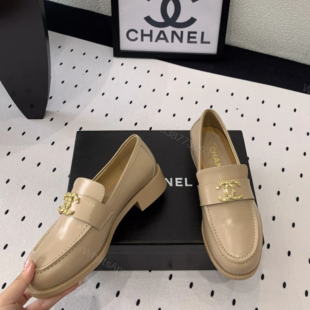 View 3 of 高仿Chanel*24S系列G45663D牛皮革樂福鞋沙色3CM免檢版
