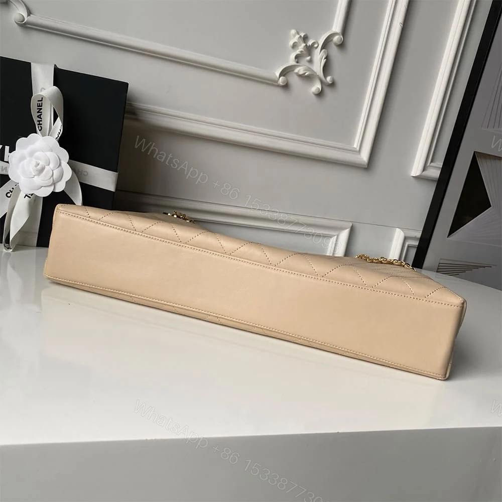 View 5 of CHANEL Shopping Bag(HIGH-END GRADE)