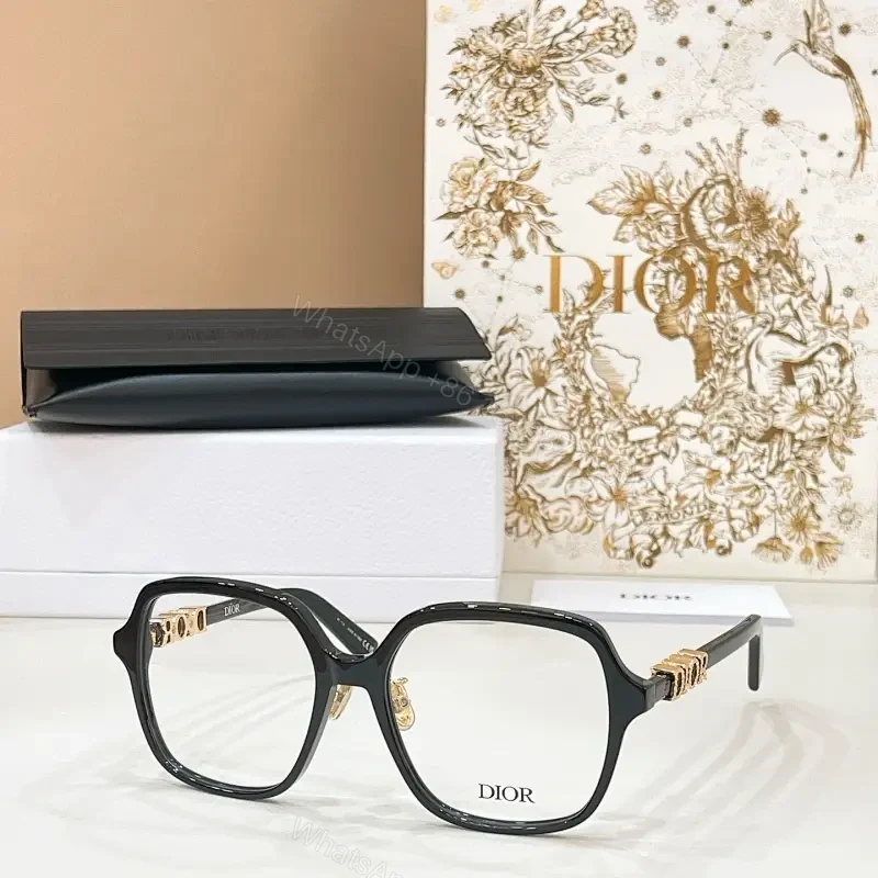 Chic Black Acetate Eyewear: Luxe, Comfortable, Oversized Frames — view 1