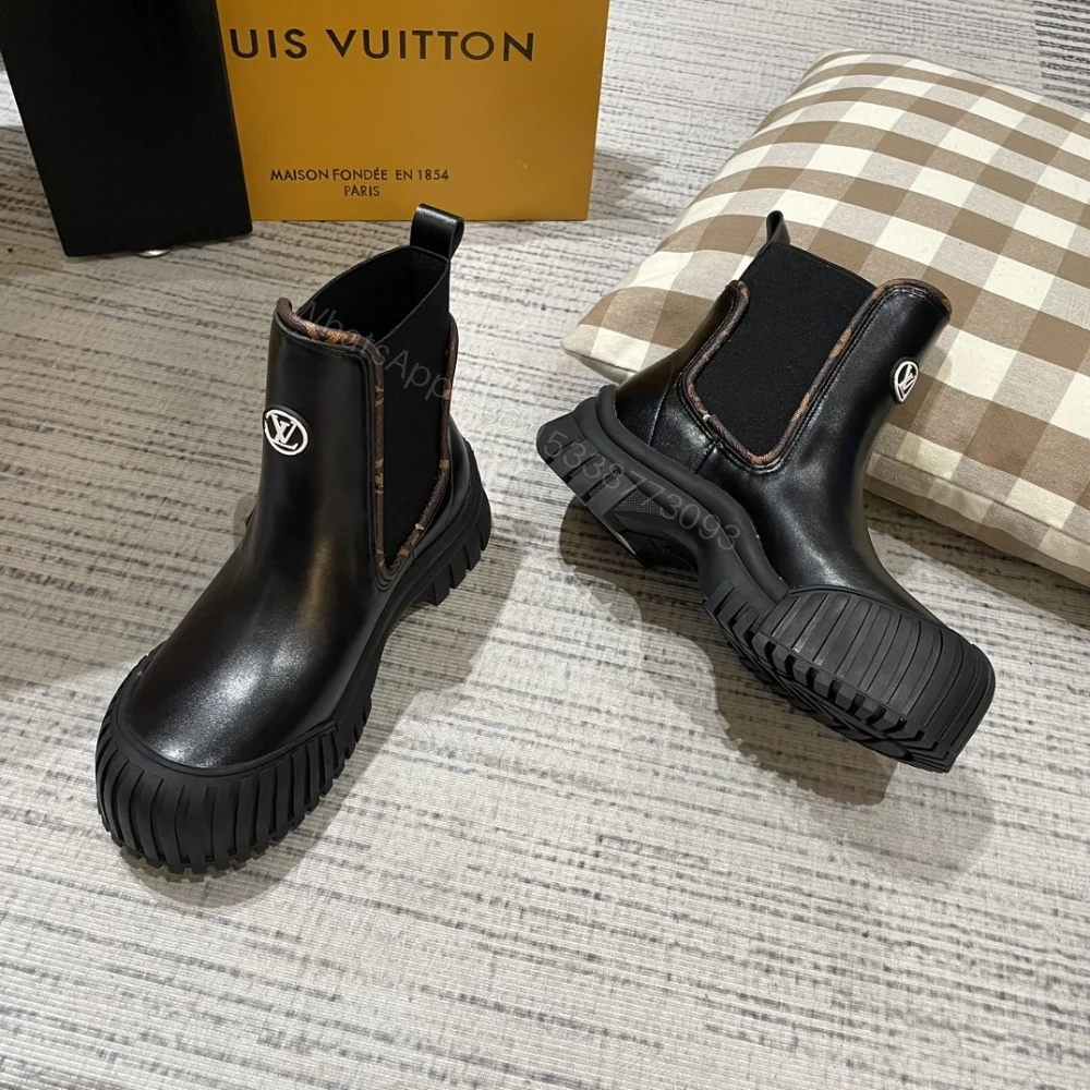 View 8 of LOUIS VUITTON RUBY FLAT ANKLE BOOTS BLACK 1AB0FO