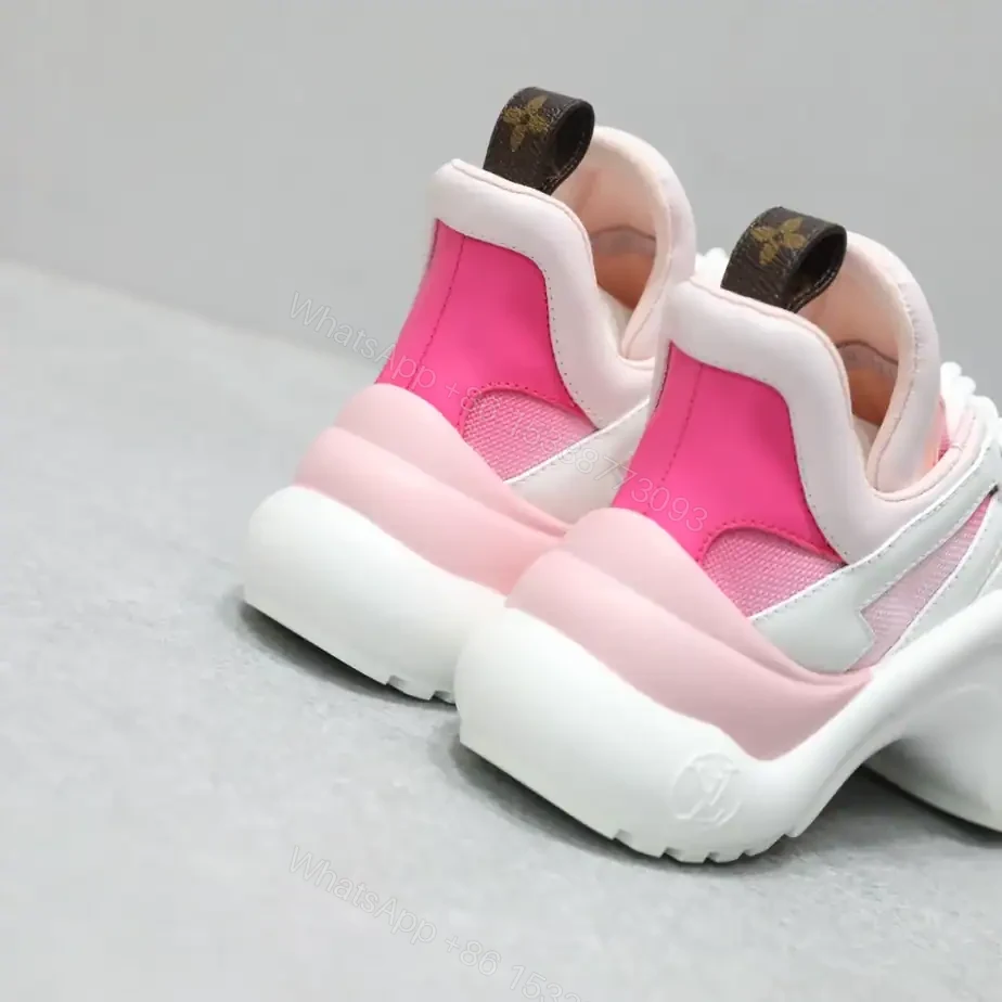 View 9 of LV ARCHLIGHT SNEAKER – LSVM003