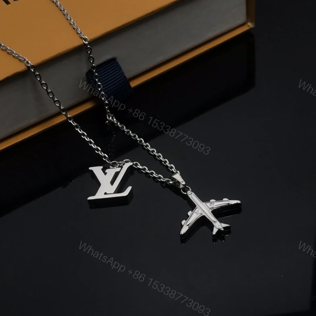 View 6 of EN – Lux LV Necklaces 086