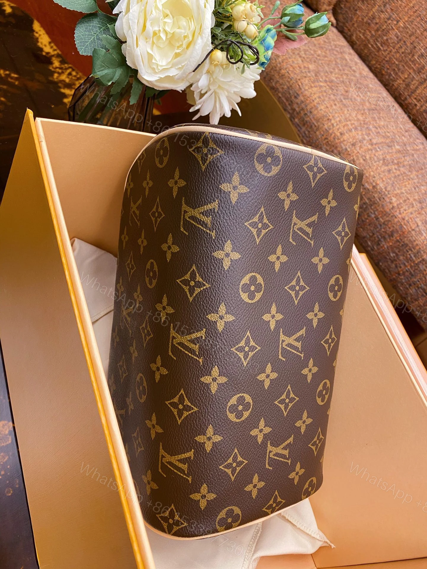 View 4 of LV King Size Toiletry Bag