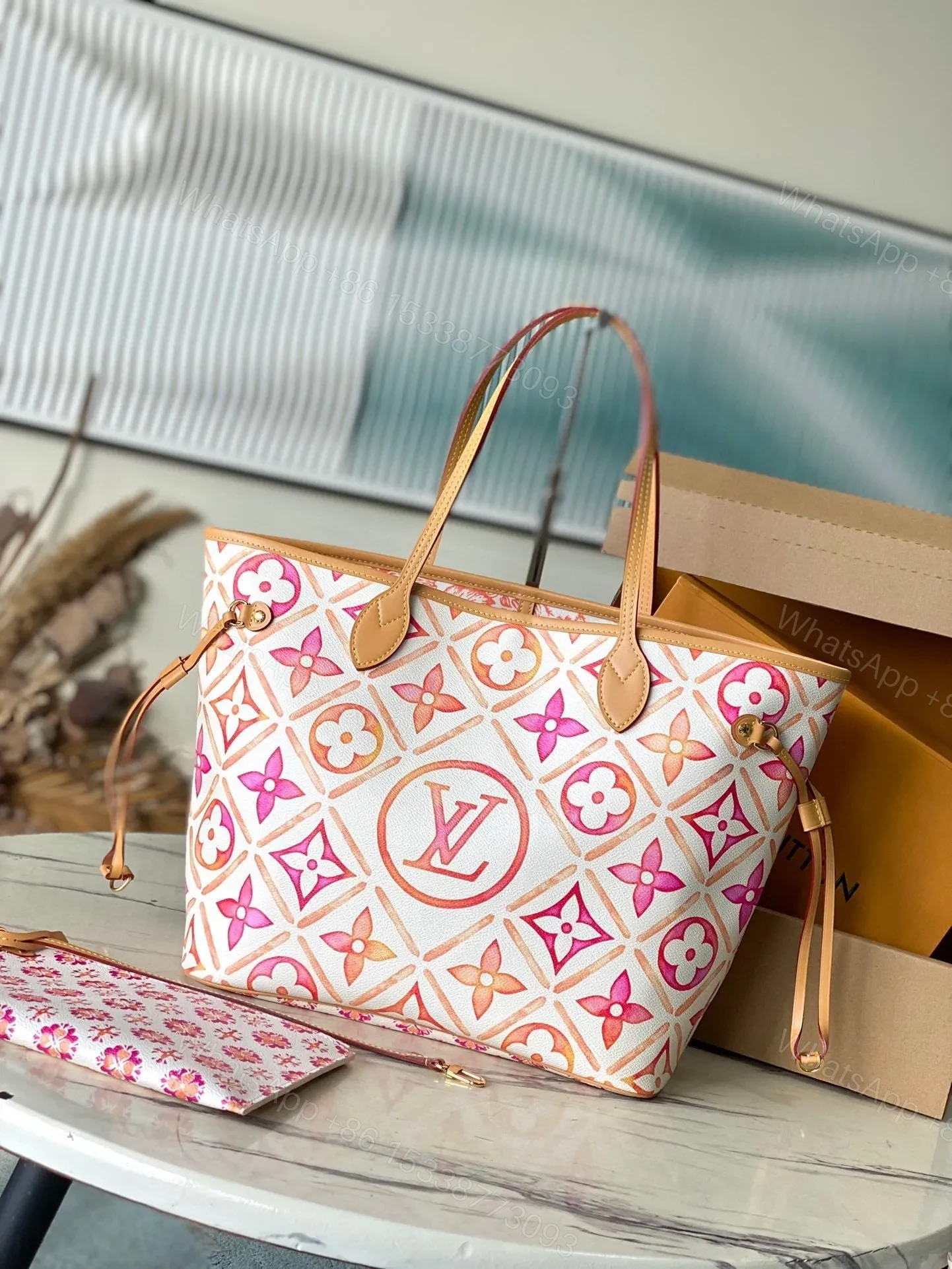 LV NEVERFULL MM 31 IN CORAL MONOGRAM TILES CANVAS — view 1