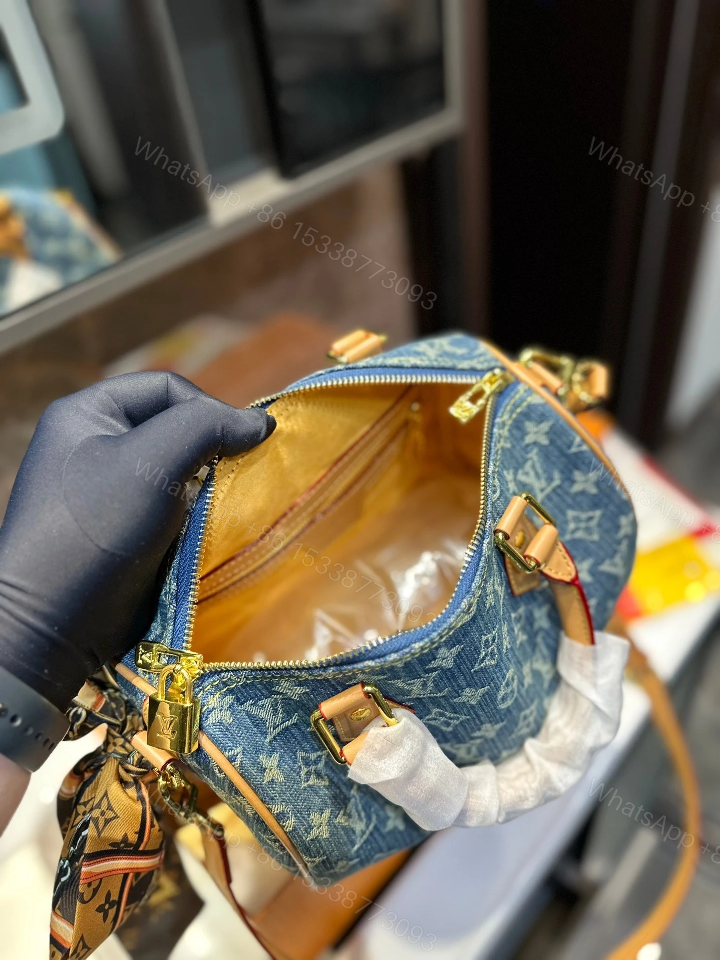 View 5 of LV Denim Speedy