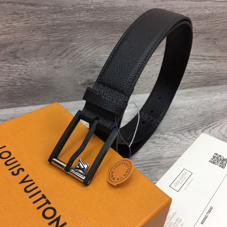 Sleek Black Leather Belt with Signature Hardware - LV Emblem System — view 1
